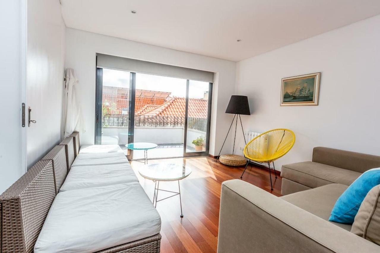 Seaside - 2 Min Away From The Apartment Cascais